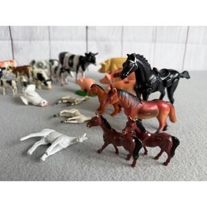 Vintage Plastic Farm Animal Figurines Lot Horses Cows Pigs Chicken Mixed Toy Set